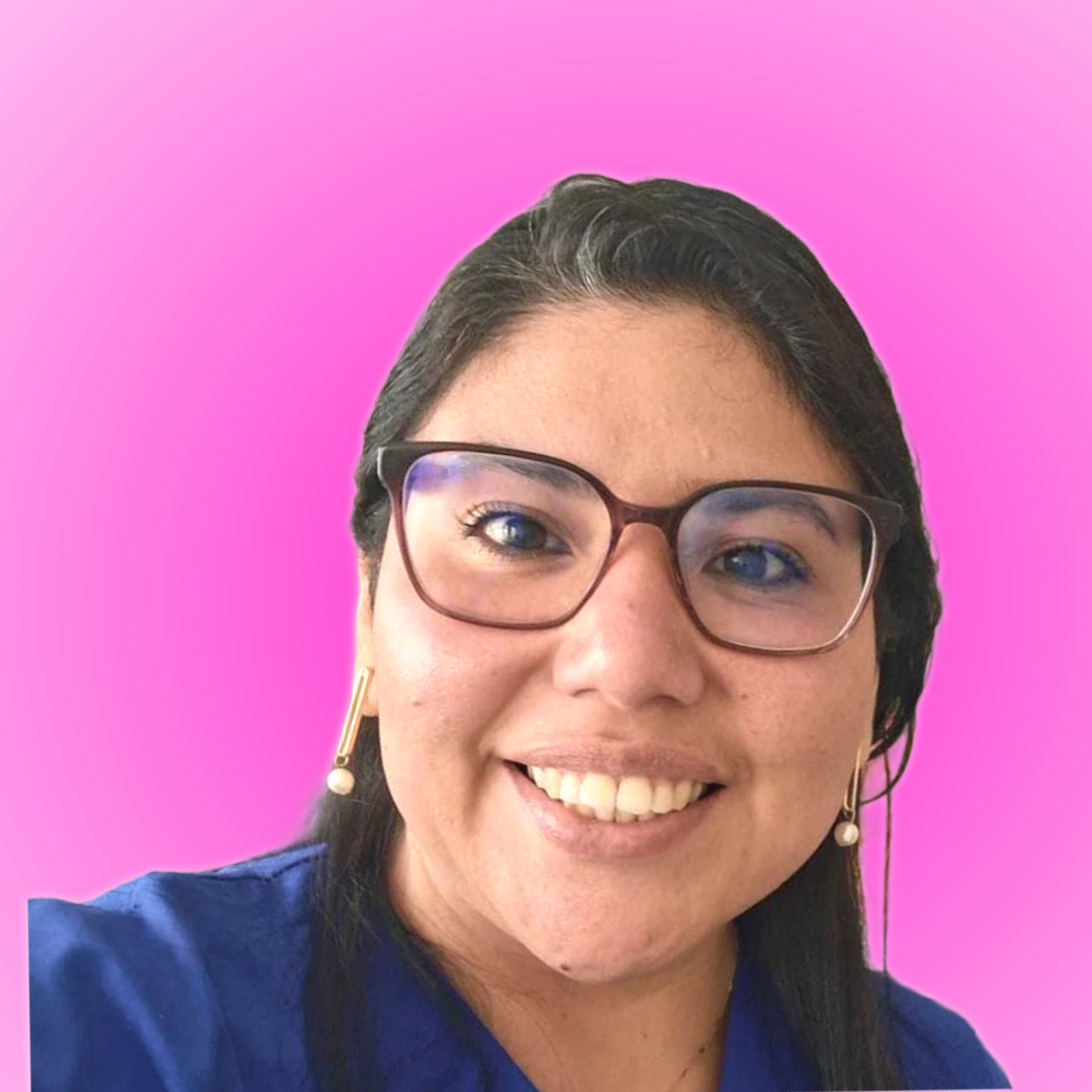 Foto de CYNTHIA	MILAGROS CANAVAL	ZUÑIGA